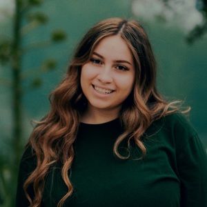 Meet your Posher, Aloise